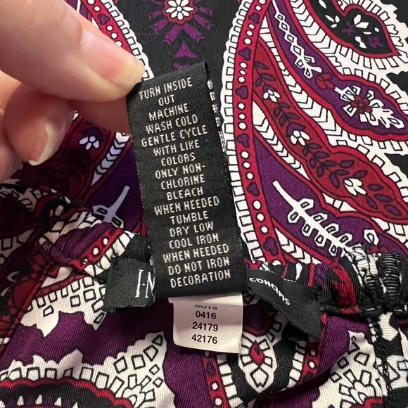 INC Womens Jewel Neck Mini Shift Dress with Bling sz M Black Burgundy Paisley - Picture 7 of 7